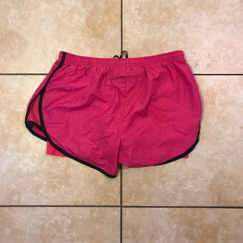 Umbro 3M Pink/Black Athletic Shorts M - Picture 4 of 5